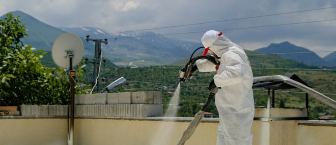 Lapostető purhab szigetelése és vízszigetelése